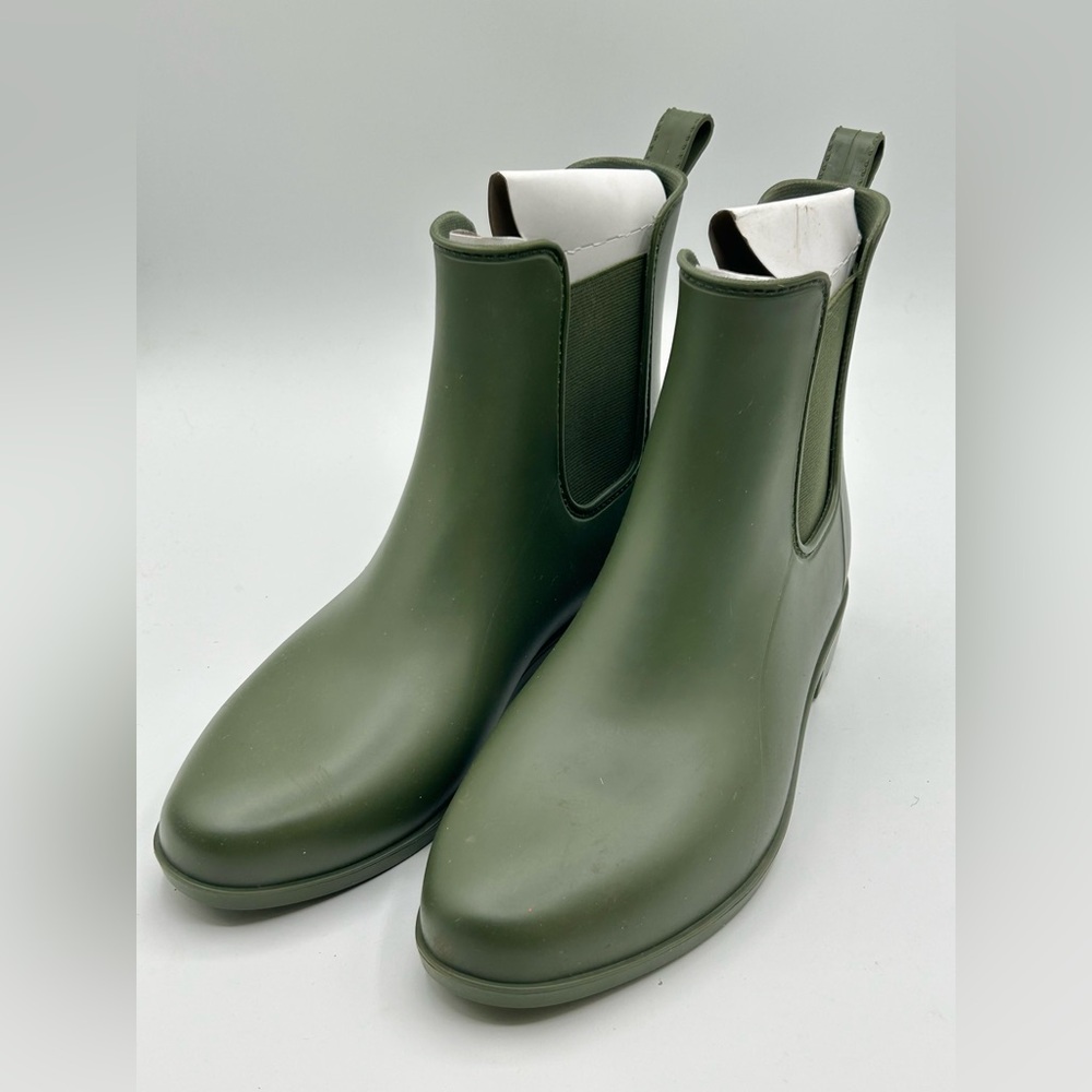 Target Rain Boots Ankle Pull-On Lug Sole Green Women's 7 New No Tags